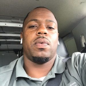 Meet your Posher, Josh